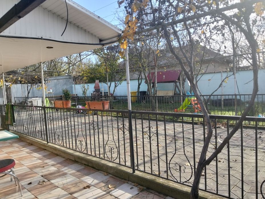 Casa de vânzare oraș Costești sat starci