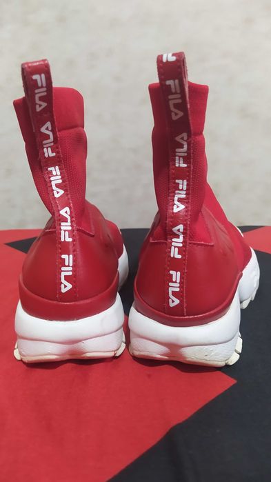 Дамски обувки и маратонки