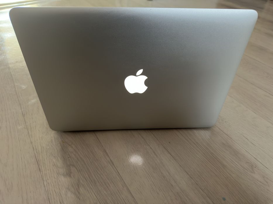 Macbook air сатылады