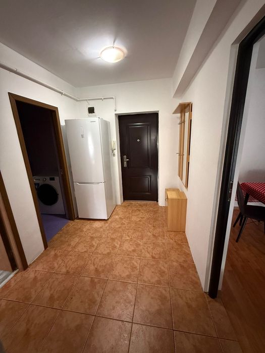 Apartament cu 2 camere decomandate si parcare