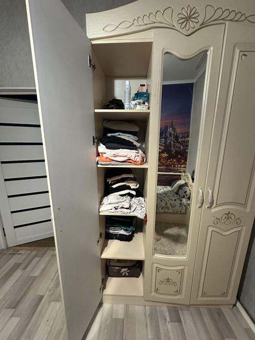 мебель в хорошем состояние б/у