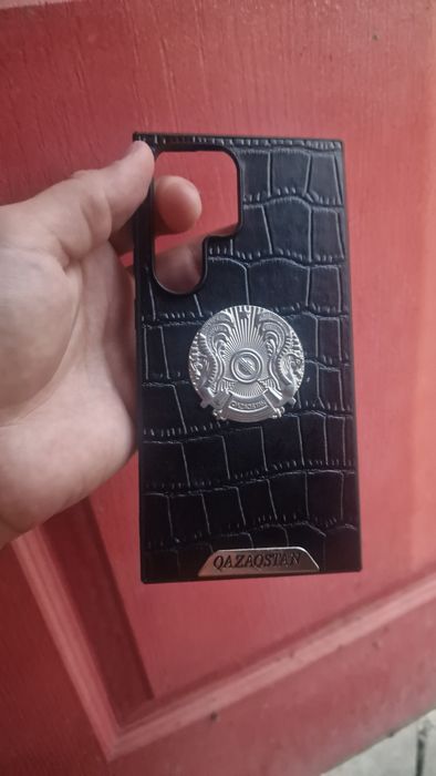 Новый чехол самсунг S24 ultra, и зашитные линзы для камеры,