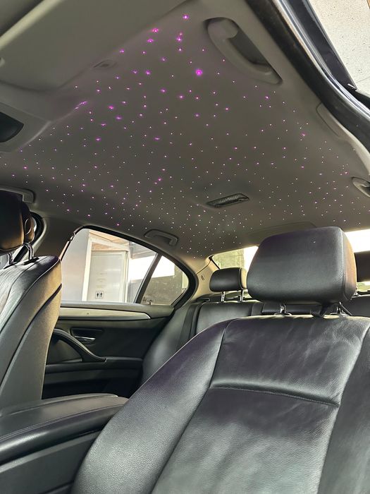 Plafon instelat cu mod twinkle sau simplu, comete