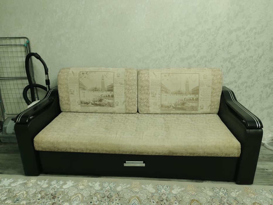 продам диван б/ у