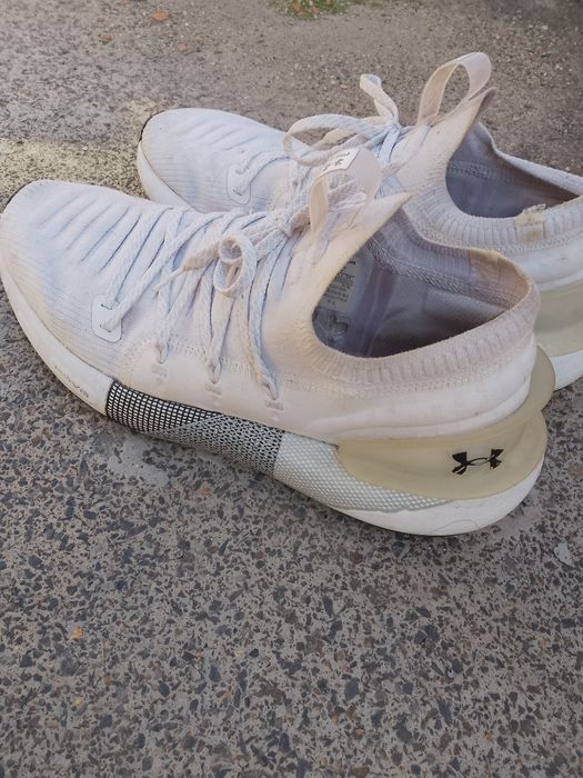 Маратонки Under armour номер 45.5
