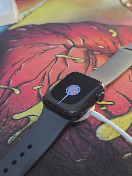 Apple Watch SE (gen 2) 40mm