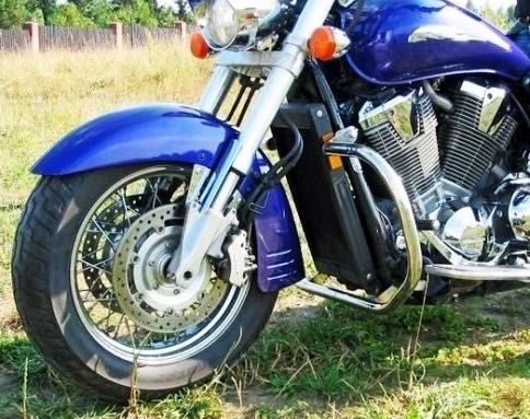 НОВ ролбар / crash bar за Honda VTX 1800