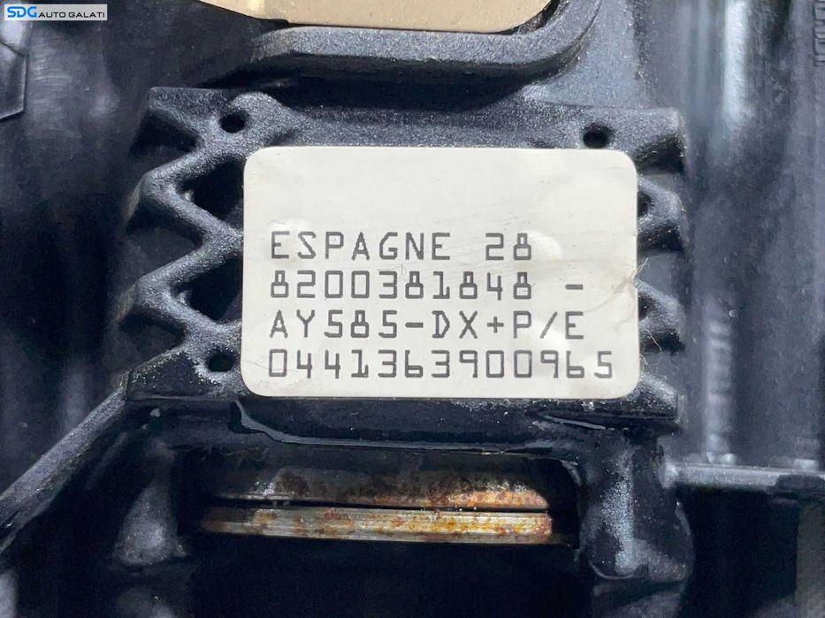 Airbag Volan Renault Megane 2 2002 - 2008 Culoare Cream Crem Bej Cod 8200381848 [L4176]