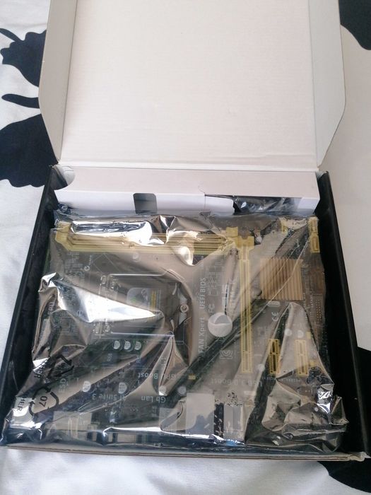 Placă de bază ASUS H81M-K