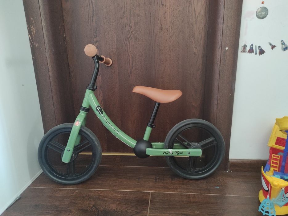 Bicicletă fara pedale copii 2-4 ani