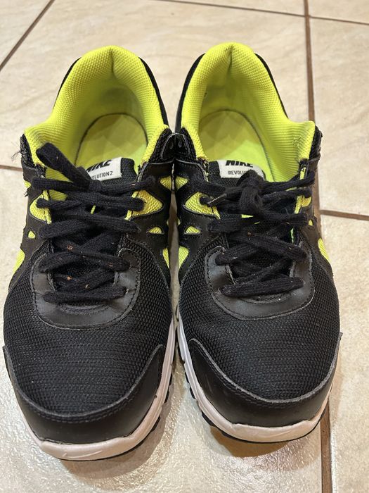 Nike resolution 2gs 70 lei