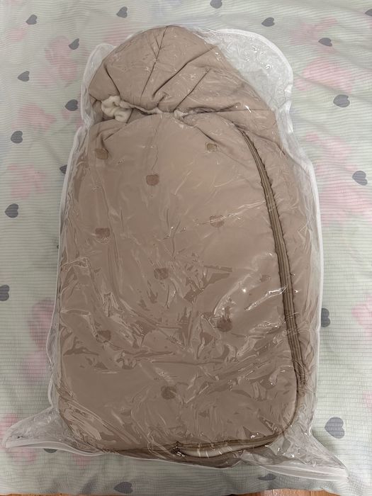 Продам детский кокон+комбинезон