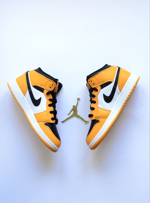 Jordan 1 Mid Taxi 38