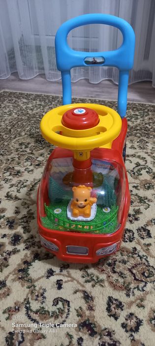 Машинка каталка для детей