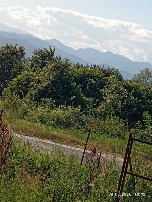 Teren intravilan 1.000 mp+Cabană Noua+Asfalt+Utilitati, panoramă Superbă spre Munți, altitudine 600 m, liniste absoluta, Daesti, Vâlcea