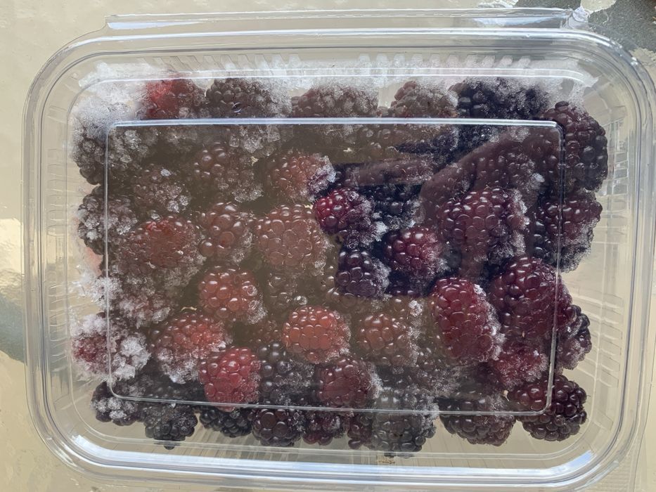 Vand mure inghetata la caserola