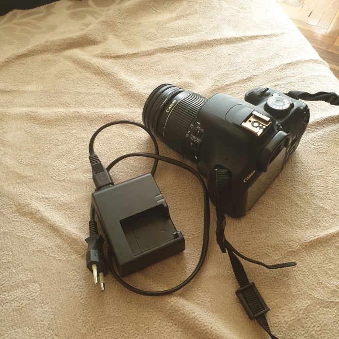 Фотоапарат Canon eos Rebel T5 с два обектива