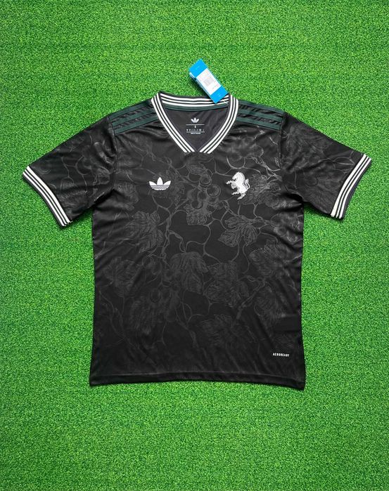 Ново! Ювентус / Juventus оригинални тениски 2025/2026 adidas,адидас