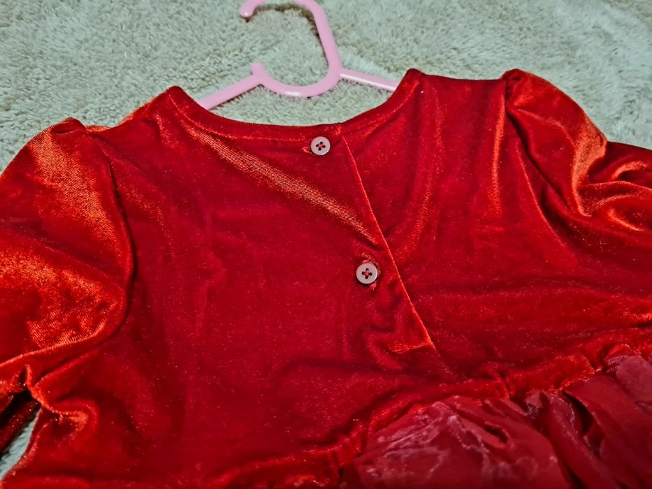 Детска рокля за момиче размер 104/110 нова