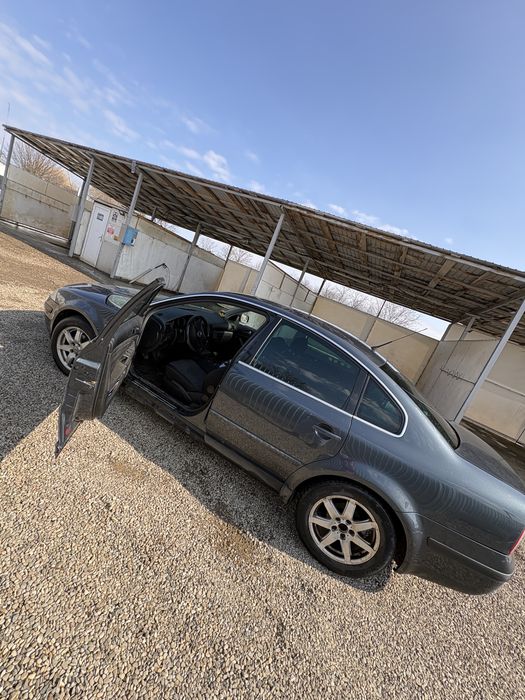 Vand masina pasat b5