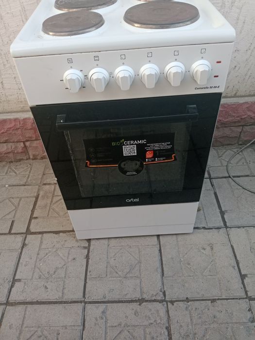 Продам электроплиту