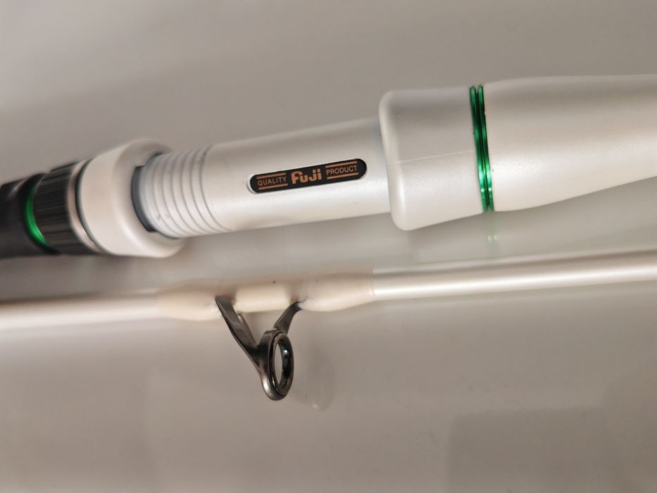 Lansete top somn madcat white x-taaz far out 285 Dunăre