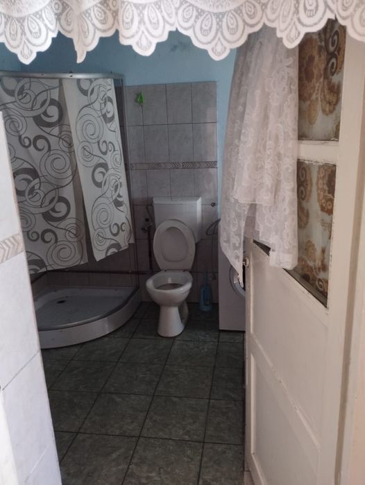 Casă de vânzare !