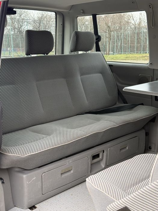volksagen multivan Diesel 2.5 102cp