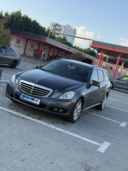 MERCEDES-BENZ E-Class 2011 — imagine 5