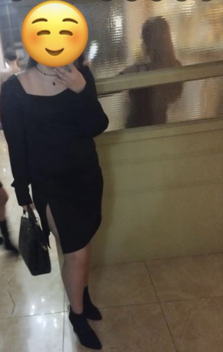 Продам красивое черное платье