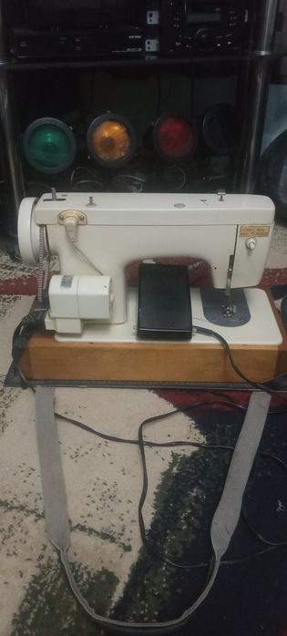 Шейная машинка Чайка 132М в комплекте