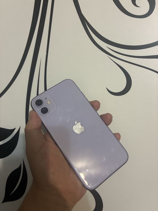 Продам Iphone 11