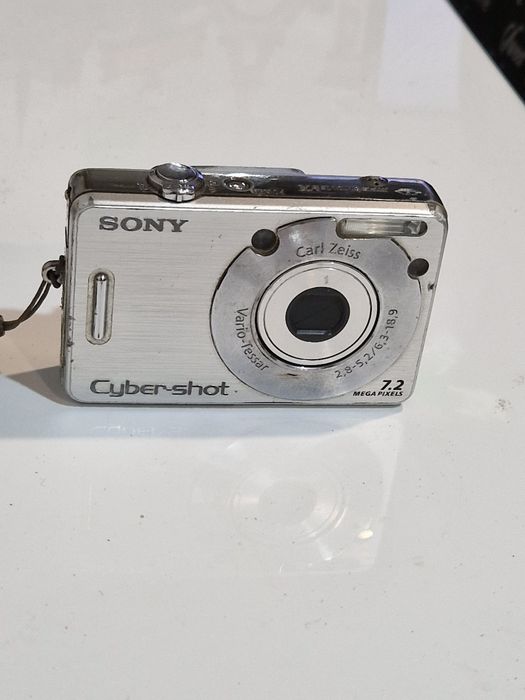 Aparat foto  / camera digitala Sony fara accesorii