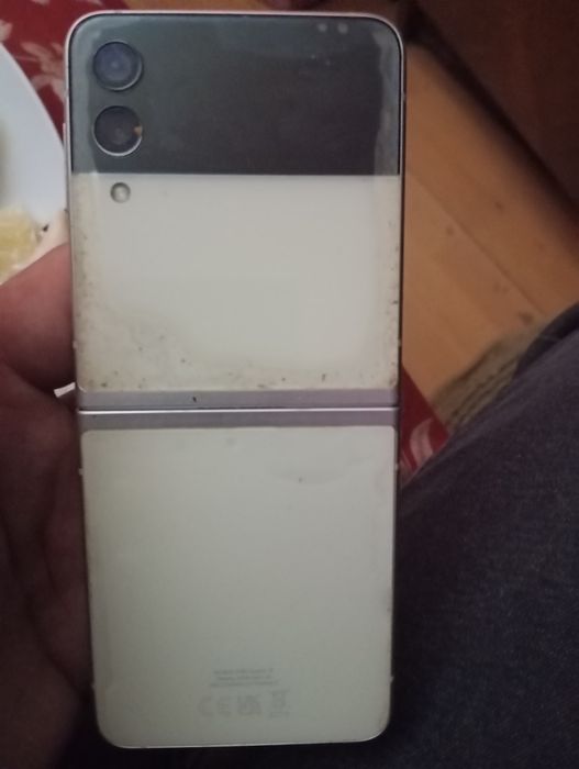 Samsung galaxy z flip 3