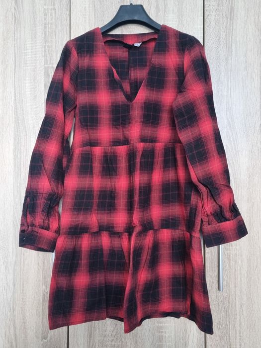 Дамски рокли с дълъг ръкав