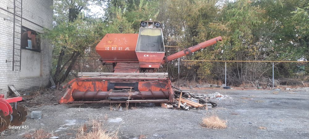 Комбайн нива ск5