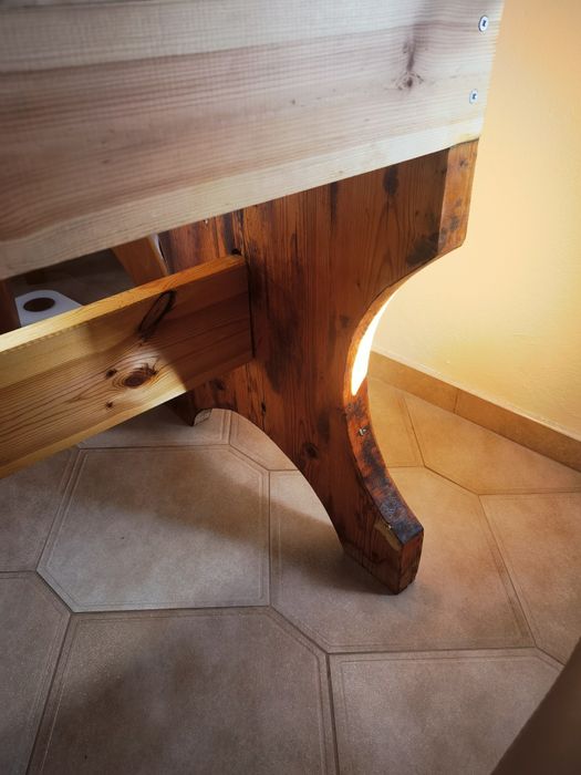 Стойка/Крака основа за маса от масив