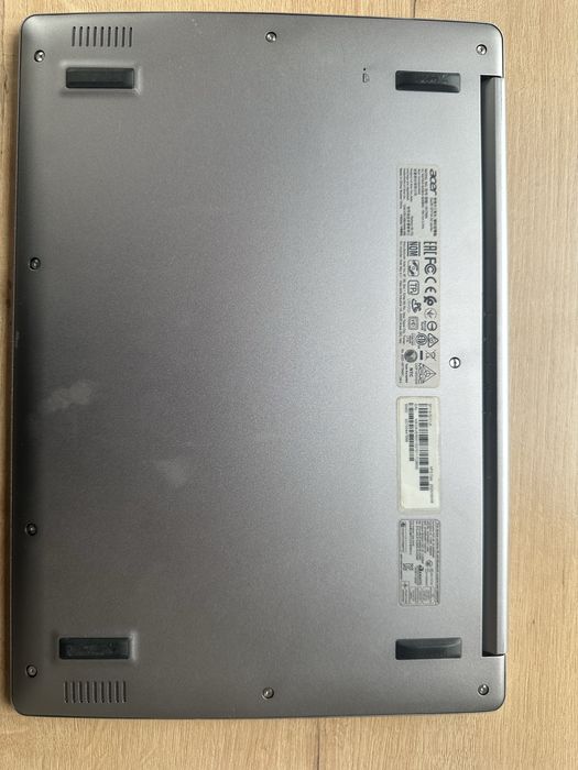 Ноутбук Acer в идеальном состояние