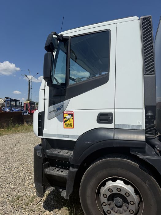 Cabina completa Iveco Trakker 2012