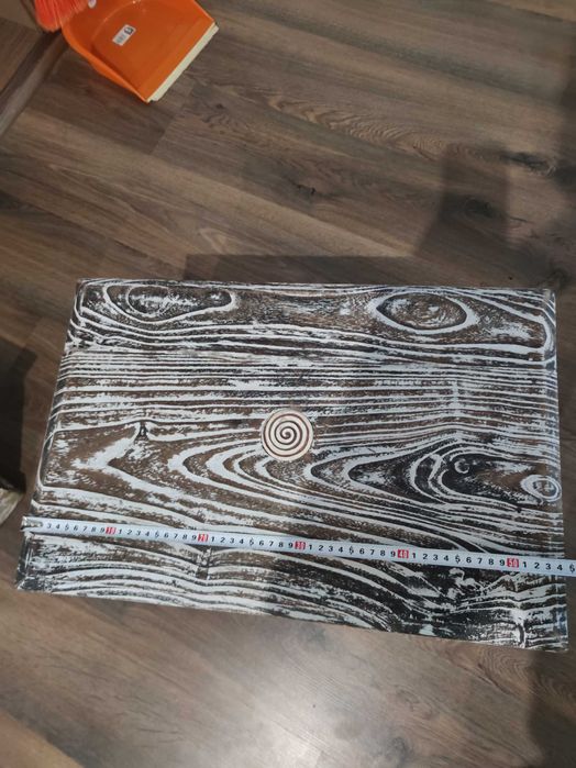 два редки ръчно изработени дизайнерски сандъка