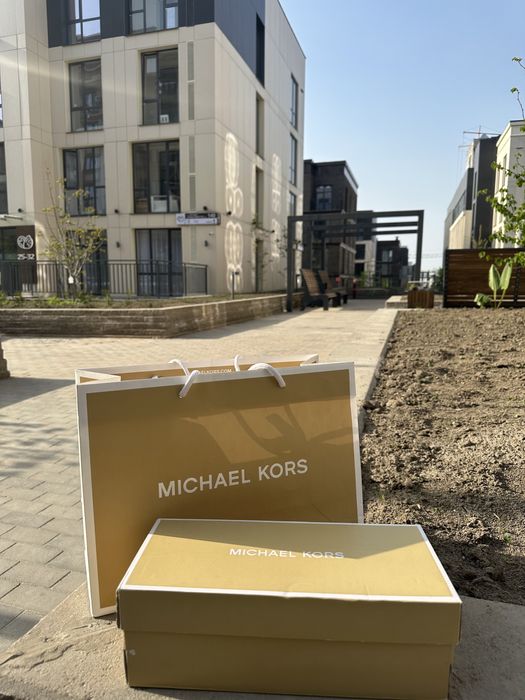 Туфли от МК новые