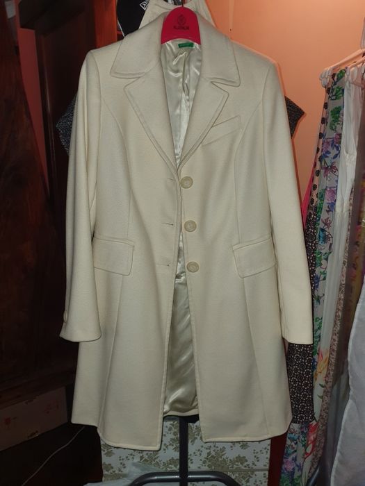 Пальто Белое Шикарное