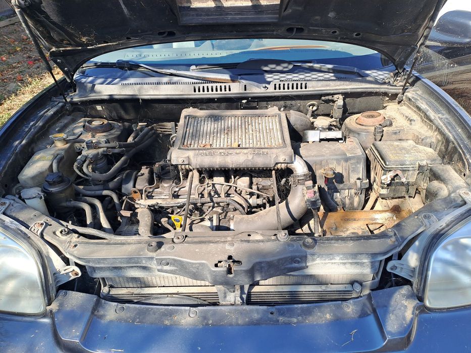 Dezmembrez hyundai santa fe 1 2.0