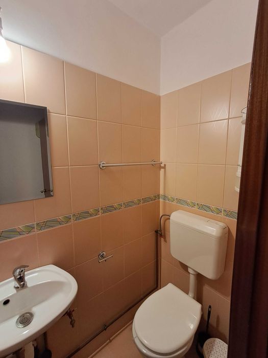 Proprietar Inchiriez ap. 3 cam, decomandat, mobilat, metrou Eroii Revolutiei/ Parc Tineretului