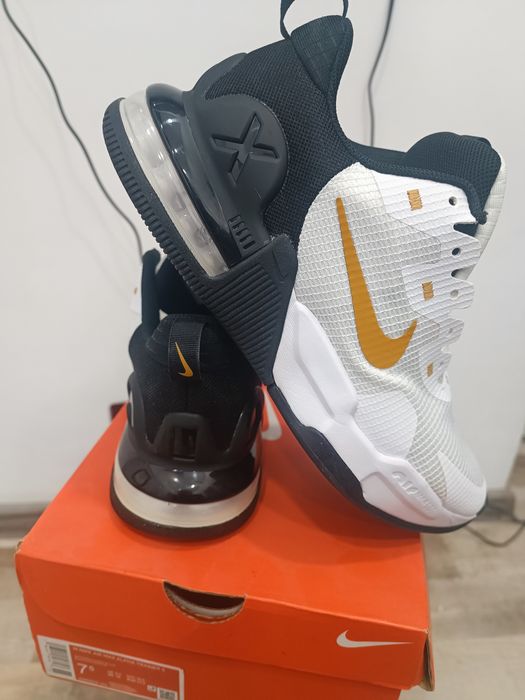 Nike Air Max Alpha  5