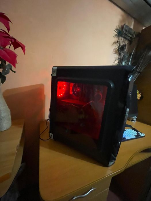 Vand PC gaming Ryzen 5 5600x rx 570 8gb 16gb ram DDR4 3600mhz