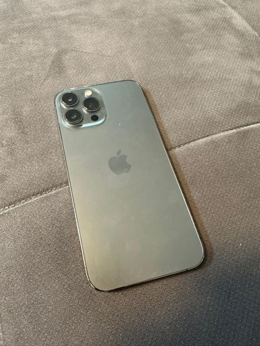 Обменяю айфон 13 про макс 256 без ремонта