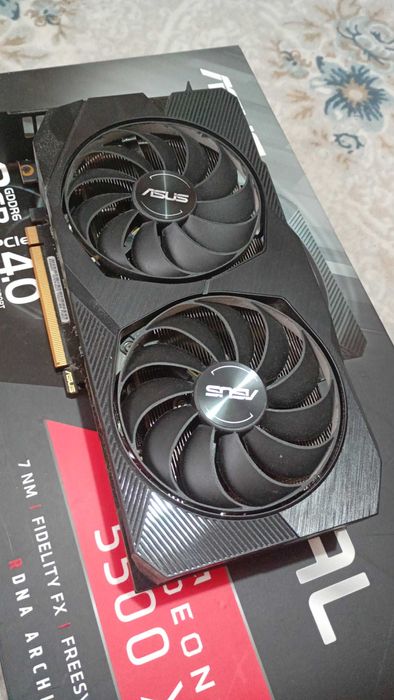 Видеокарта 8GB ASUS RADEON RX 5500 XT