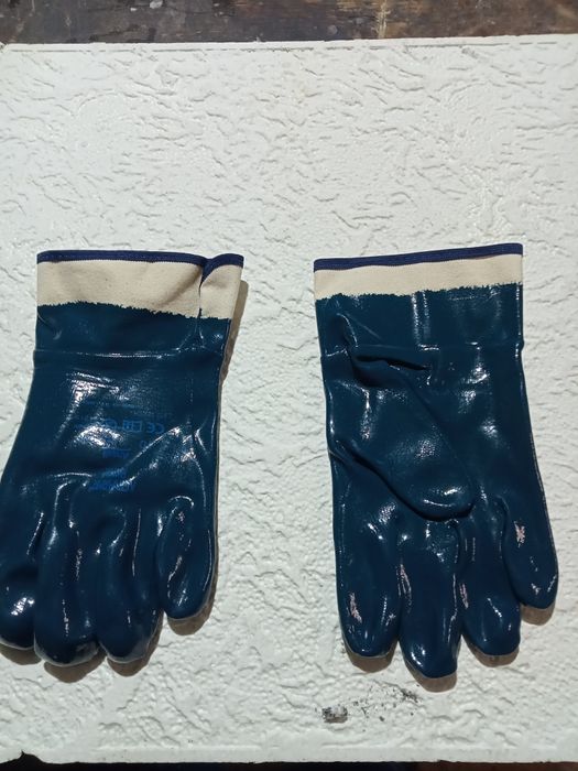 Перчатки хозяйственные