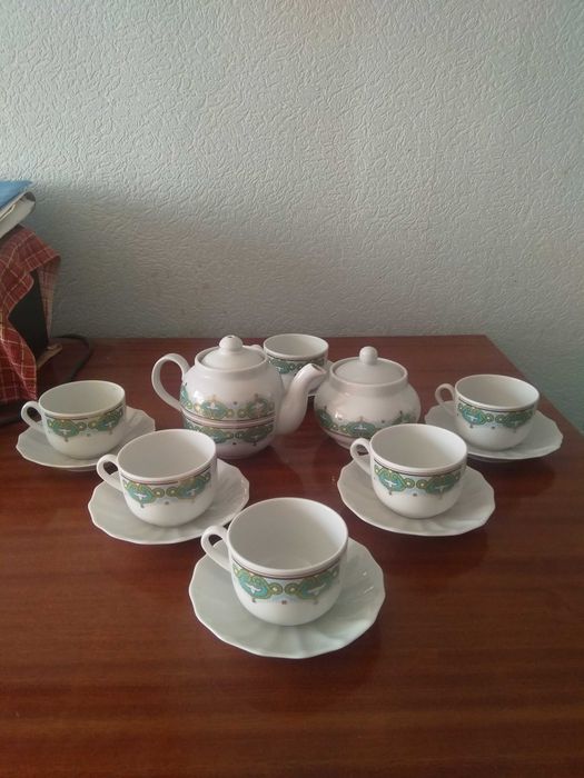 Продам чайный сервиз. Дулево.